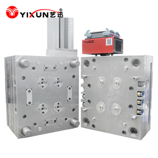 Совместимое инъекционное формование с помощью газа для деталей с полыми каналами