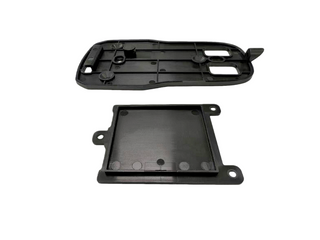  Пресс-форма для литья под давлением 818 тонн для пластиковых деталей и панели управления электронными приборами 