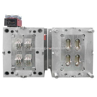 1*4 полости PA6 + 30GF Hot Runner 2083 HRC46-48 Пресс-форма Сталь VDI 24 # Отделка формы Индивидуальная пластиковая форма для крепления кронштейна
